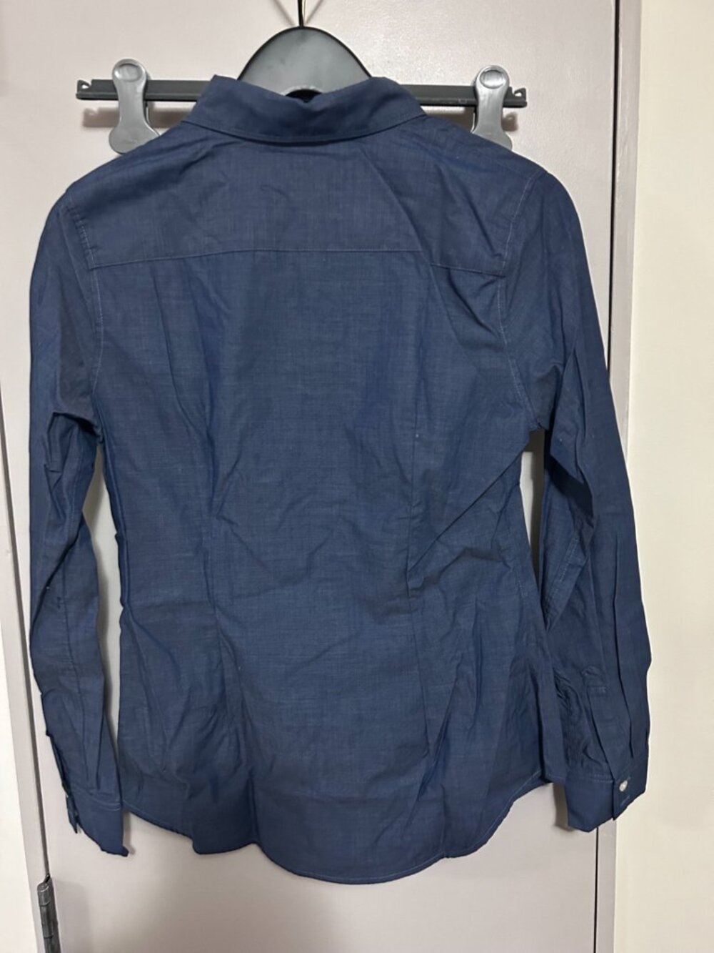 Banana Republic Tailored Fit Navy Blue Button Down Shirt Women's 4